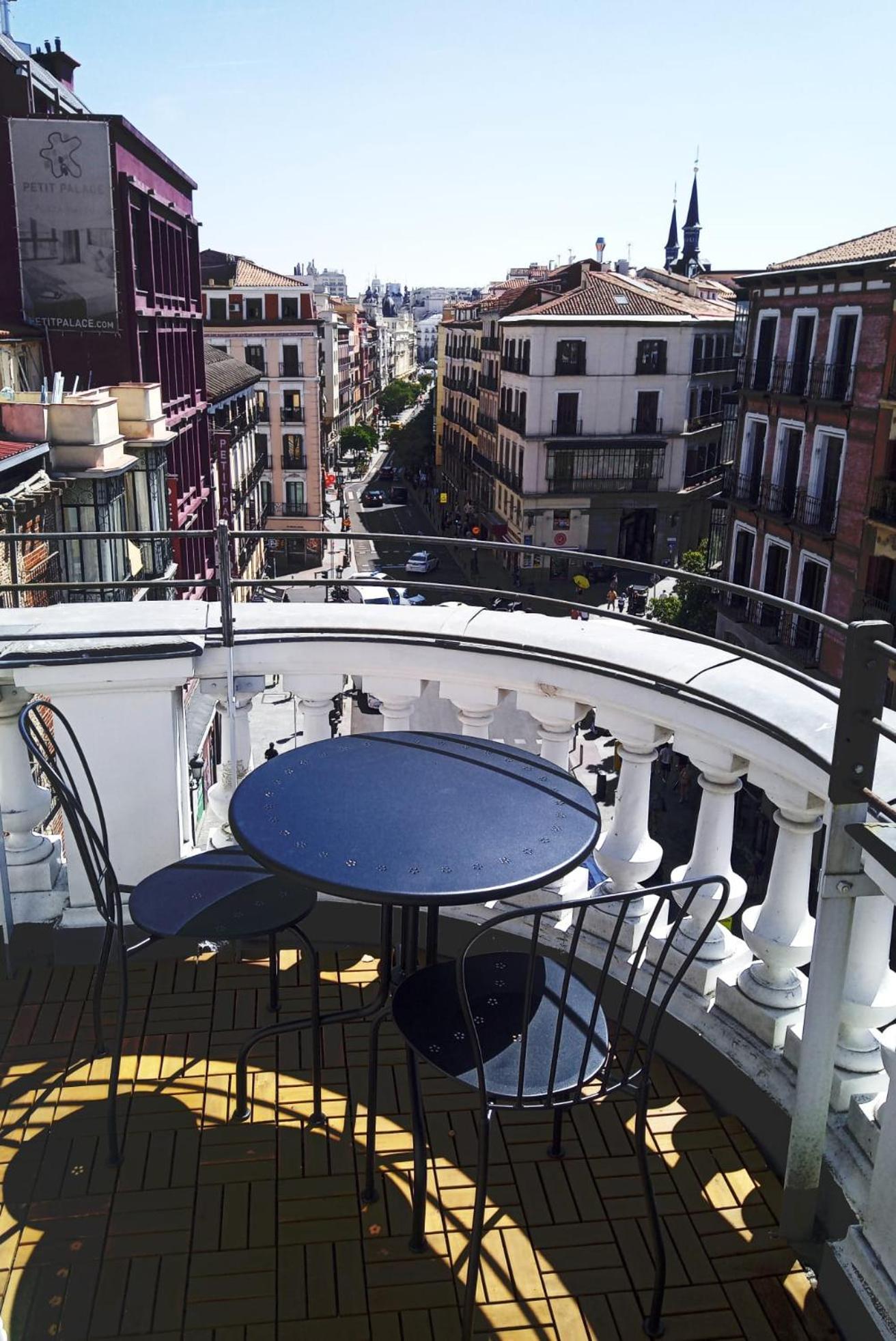 Aparthotel Ardmadrid Centro Habitación foto
